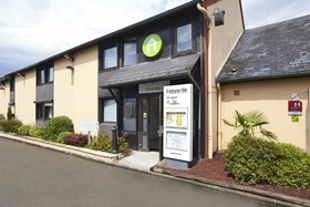 Hotel Campanile Dijon Est - Saint-Apollinaire