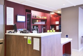 Hotel Campanile Dijon Est - Saint-Apollinaire