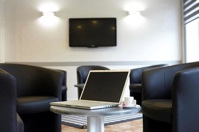 Hotel Campanile Dijon Est - Saint-Apollinaire