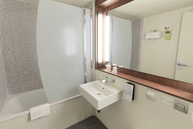 Hotel Campanile Dijon Est - Saint-Apollinaire