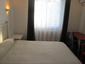 Hotel Victor Hugo