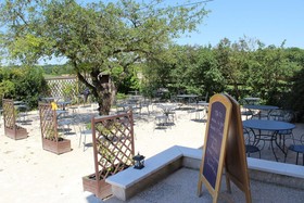 Le Fauverney Lodge