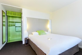 Hotel Campanile Auxerre - Moneteau