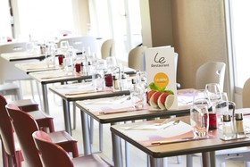 Hotel Campanile Auxerre - Moneteau