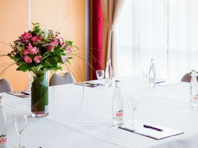 Mercure Nevers Pont de Loire Hotel
