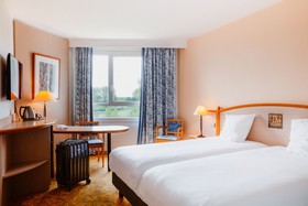 Mercure Nevers Pont de Loire Hotel