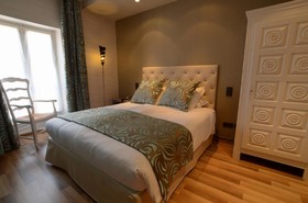 Hôtel Les Maritonnes Parc & Vignoble