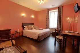 Hôtel Les Maritonnes Parc & Vignoble
