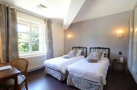 Hôtel Les Maritonnes Parc & Vignoble