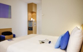 Novotel Mâcon North Highway du Soleil Hotel