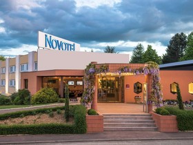 Novotel Mâcon North Highway du Soleil Hotel