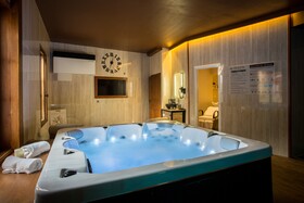 Demeures & Châteaux - Hôtel Greuze & Spa Tournus