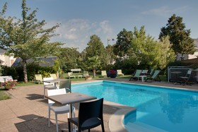 Hotel The Originals Bourges Les Tilleuls