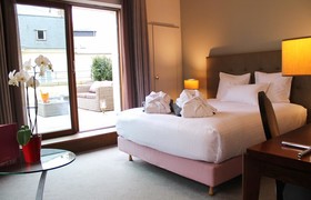 Villa C Hotel