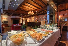 Hotel Campanile Chartres Centre Gare