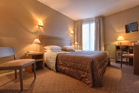 Hotel Campanile Chartres Centre Gare