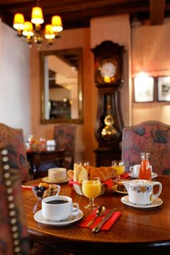 Hotel Campanile Chartres Centre Gare