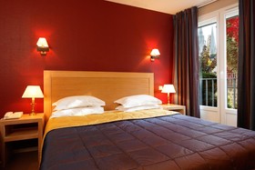 Hotel Campanile Chartres Centre Gare