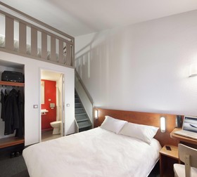 B&B Hotel Chartres Le Forum