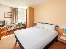 Hôtel ibis Chartres Ouest Lucé