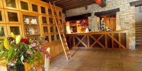Castel de Tres Girard