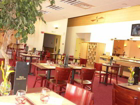 Brit Hotel Orléans St Jean de Braye – L’Antarès