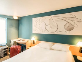 B&B HOTEL Orléans Centre Foch