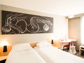 B&B HOTEL Orléans Centre Foch
