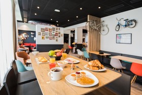 B&B HOTEL Orléans Centre Foch