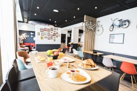 B&B HOTEL Orléans Centre Foch