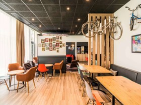 B&B HOTEL Orléans Centre Foch