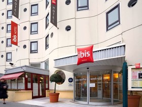 B&B HOTEL Orléans Centre Foch