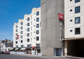 B&B HOTEL Orléans Centre Foch