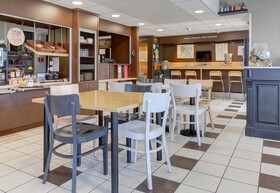B&B Hotels Châlons En Champagne