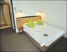 Hotel Kyriad Chalons En Champagne - Saint Martin