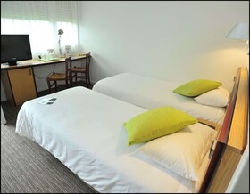 Hotel Kyriad Chalons En Champagne - Saint Martin