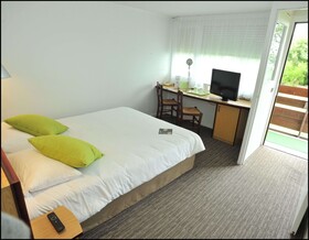 Hotel Kyriad Chalons En Champagne - Saint Martin