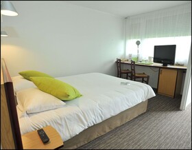 Hotel Kyriad Chalons En Champagne - Saint Martin