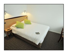 Hotel Kyriad Chalons En Champagne - Saint Martin
