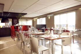 Hotel Kyriad Chalons En Champagne - Saint Martin