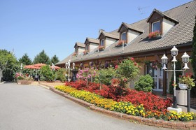 Logis Hotel le Val Moret