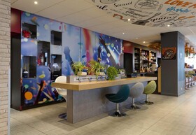 B&B HOTEL Reims Centre Erlon