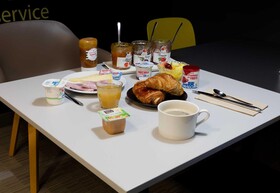 B&B HOTEL Reims Centre Erlon