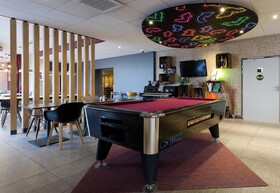 B&B HOTEL Reims Centre Erlon