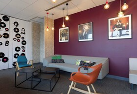 B&B HOTEL Reims Centre Erlon