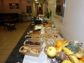 Brit Hotel Reims La Pompelle