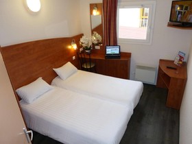 Brit Hotel Reims La Pompelle