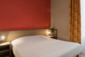 Hotel The Originals Reims Le Bristol