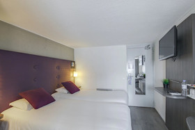 Brit Hotel Reims - La Neuvillette