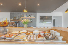 Brit Hotel Reims - La Neuvillette